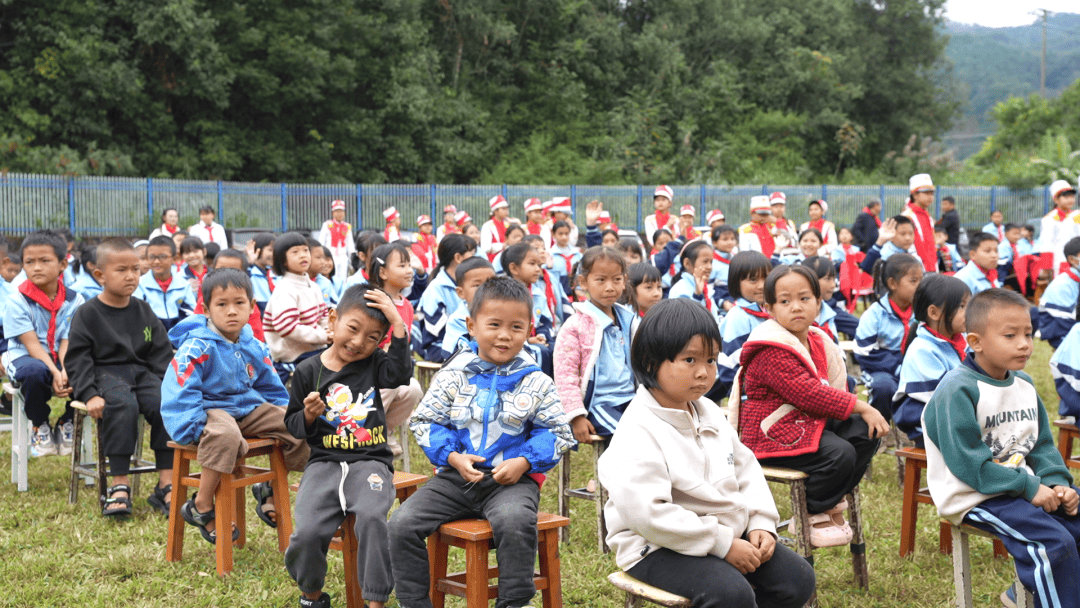 益项目温暖探访景谷以营养助力乡村儿童绽放精彩人生新葡京娱乐场app【爱心公益】康宝莱“爱心餐”公(图2)
