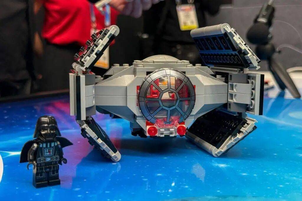 脑这是半世纪以来最大的一次进化澳门新葡京乐高往积木里塞了个电(图7)