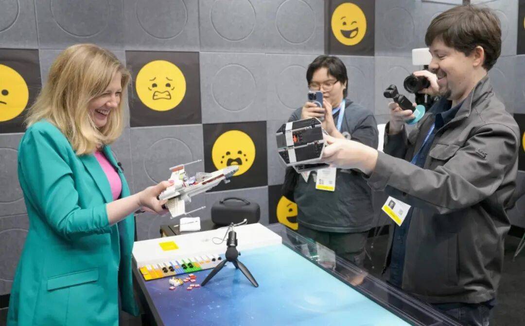 脑这是半世纪以来最大的一次进化澳门新葡京乐高往积木里塞了个电(图10)